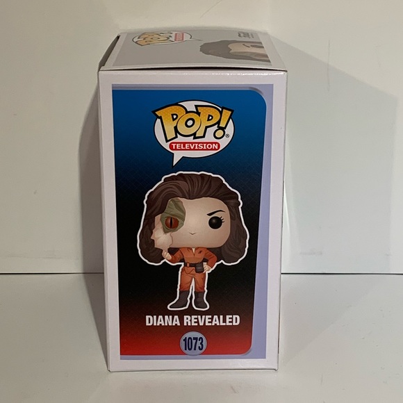 [BRAND NEW] FUNKO POP! V #1073 DIANA REVEALED FUNKO 2021 SPRING CONVENTION - Picture 5 of 7